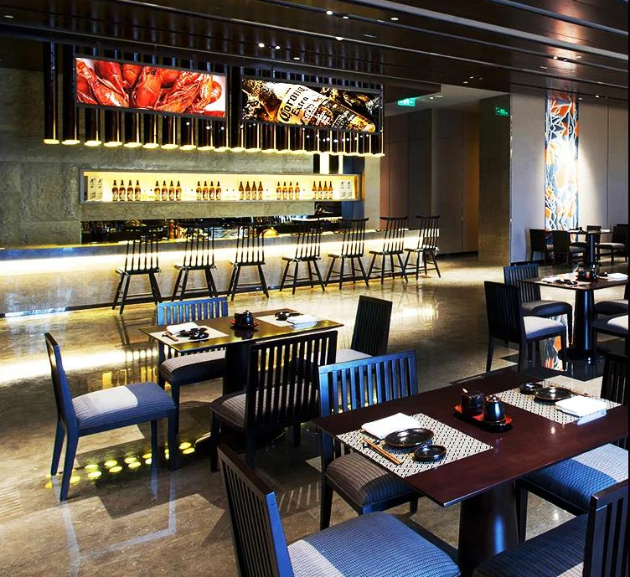 條形屏餐飲連鎖應(yīng)用：門店信息靈活展示
